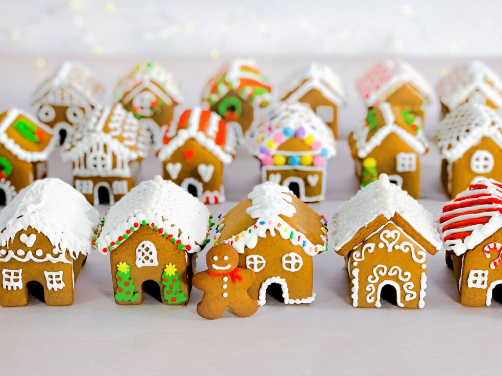 mini gingerbread houses 12